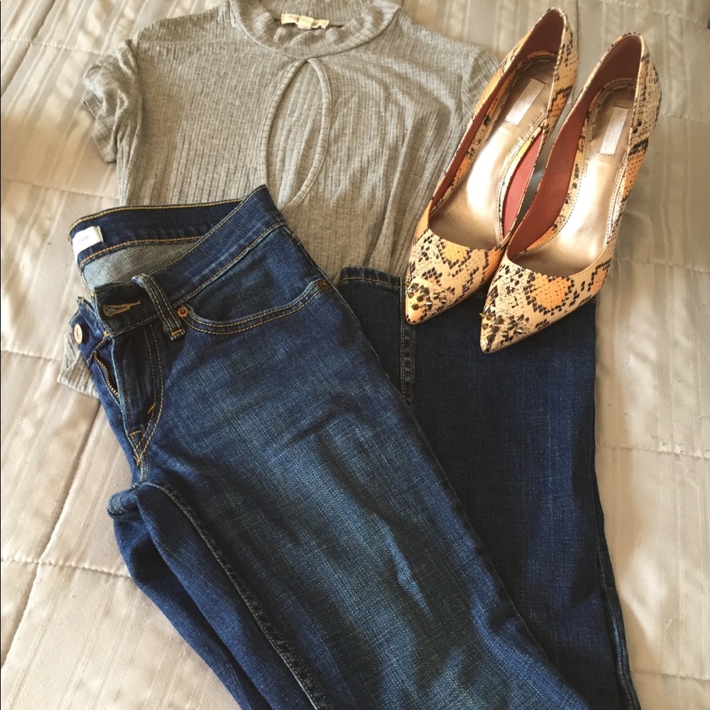🌹Levi’s Bootcut Jeans🌹